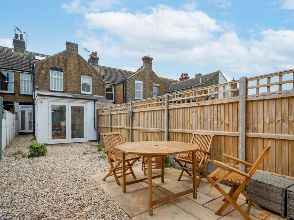 Pass The Keys 3 Bed Scandi Heaven Minutes From The Beach Whitstable Zewnętrze zdjęcie